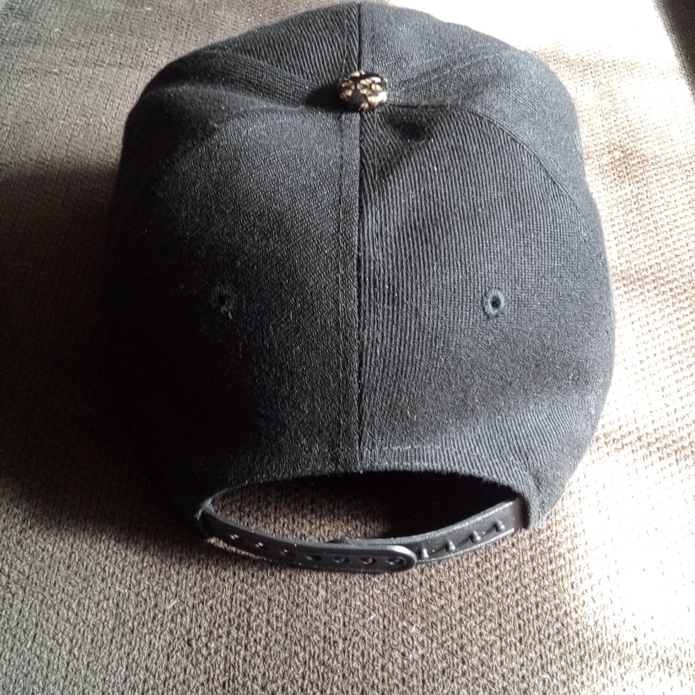 Headline snapback - Picture 2 of 2